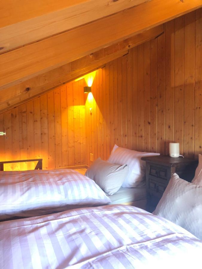 Charmant Chalet Mit See Und Bergsicht Hofstetten bei Brienz Buitenkant foto